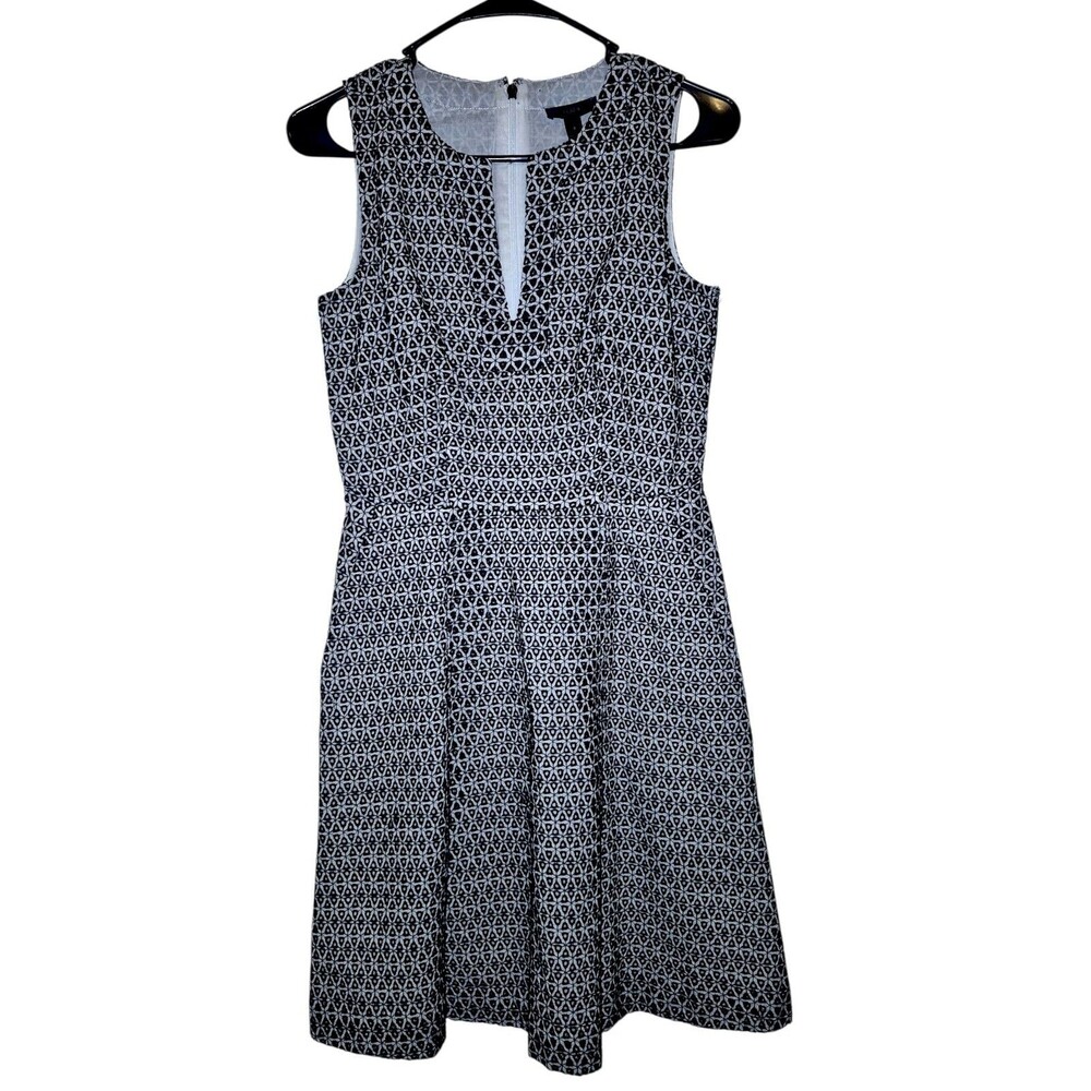J. Crew Size 2 Lace Cream Black Lined Plunge Neck Dress Women Stylish 100%Cotton